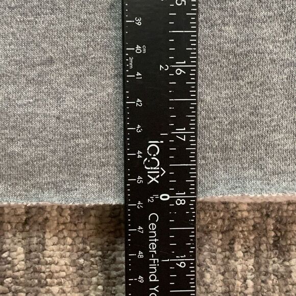 Wild Fable Women’s Size XS Long Sleeve‎ Cropped Hoodie Gray Pullover Sweatshirt - Picture 6 of 7